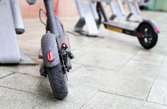 Quelle trottinette électrique étanche choisir ? Notre top 3