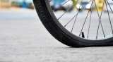 Comment remplacer un pneu de vélo électrique crevé ?